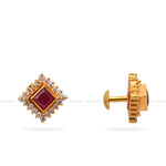 Load image into Gallery viewer, Gold Stud Earrings
