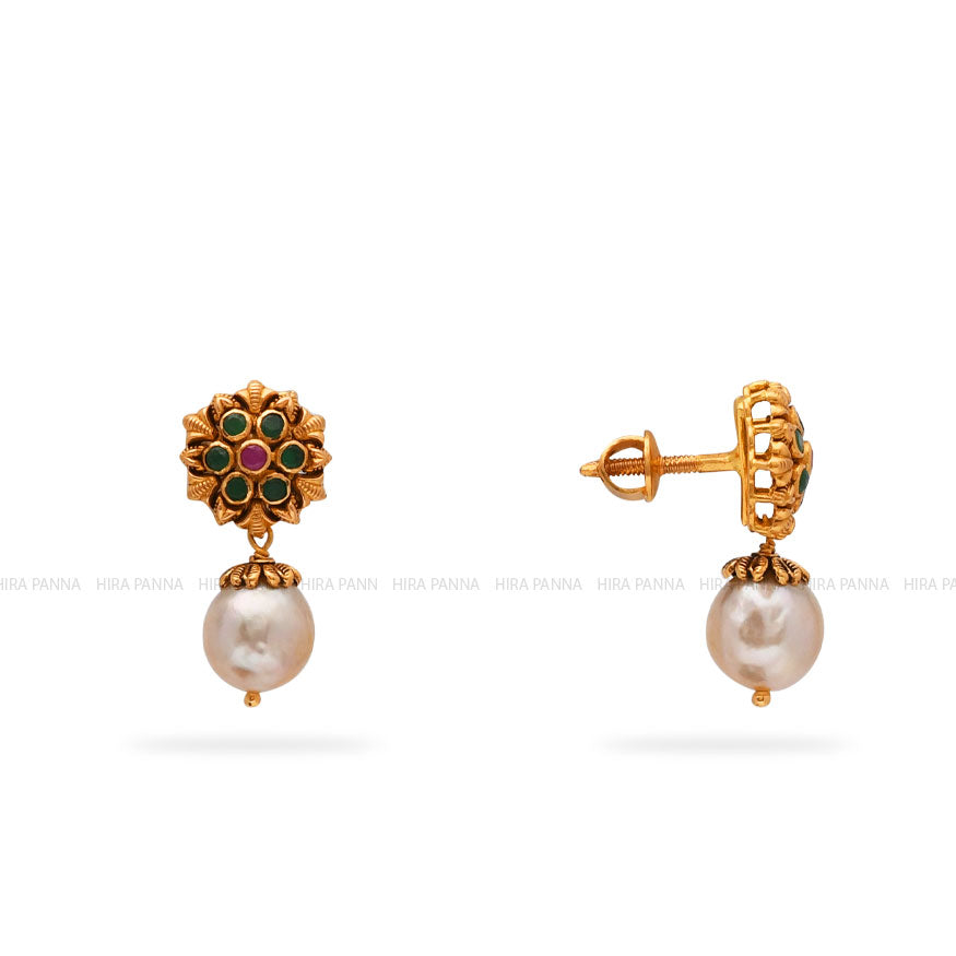 Buy Malabar Gold and Diamonds 18k Gold Floral Earrings for Women Online At  Best Price @ Tata CLiQ
